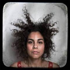 Tratamiento casero para el pelo esponjoso